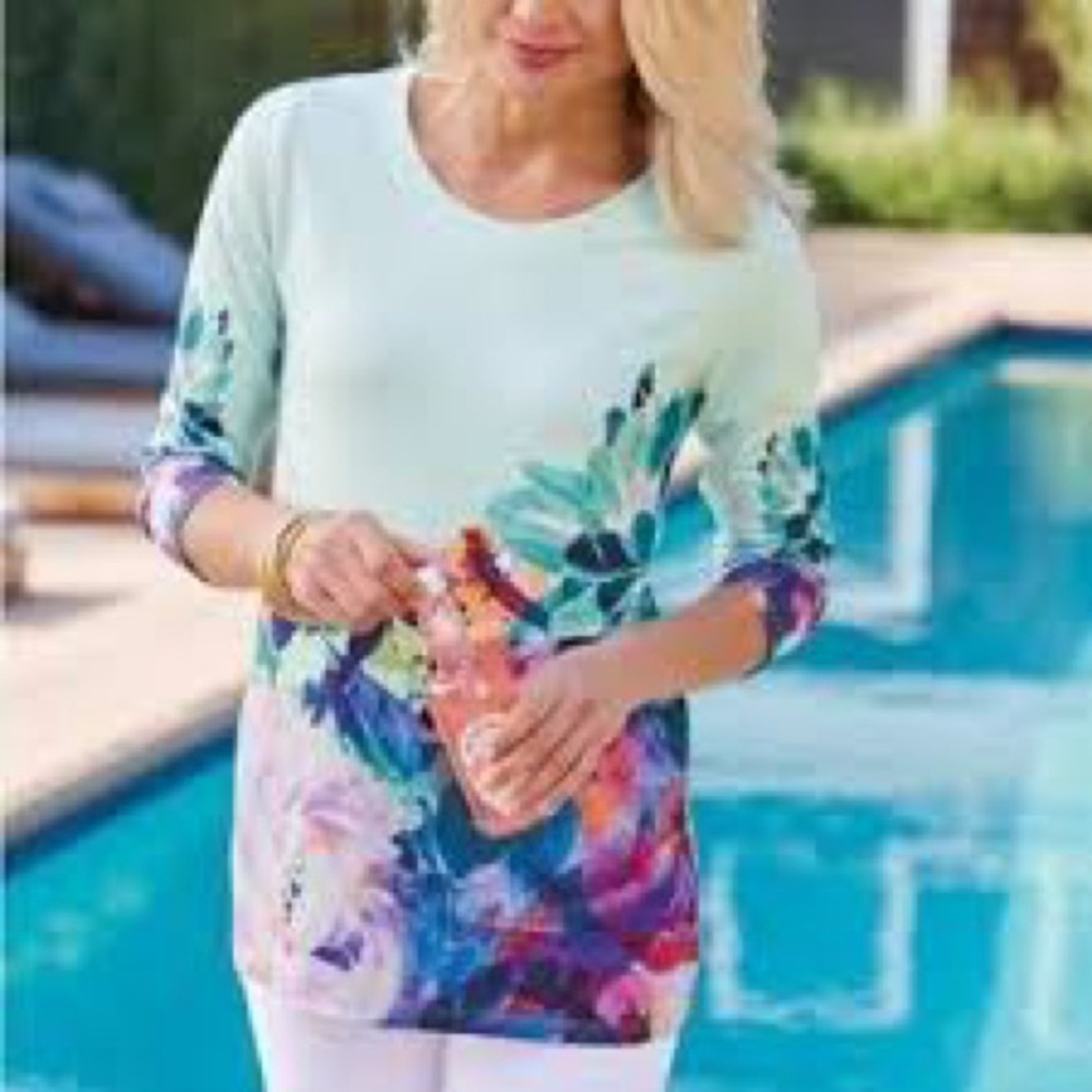 Soft Surroundings Mint Green Floral Print Tunic